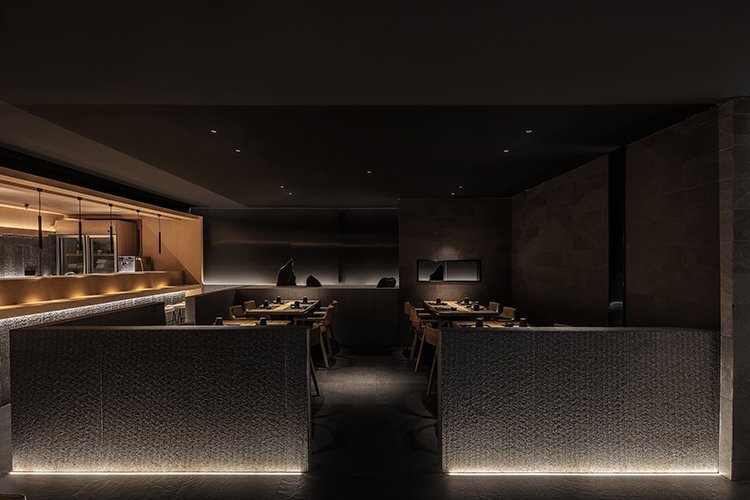南京日料店裝修設(shè)計(jì)，南京專(zhuān)業(yè)的裝修設(shè)計(jì)公司，南京日料店裝修案例，南京日料店裝修哪家好