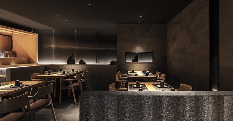 南京日料店裝修設(shè)計(jì)，南京專(zhuān)業(yè)的裝修設(shè)計(jì)公司，南京日料店裝修案例，南京日料店裝修哪家好