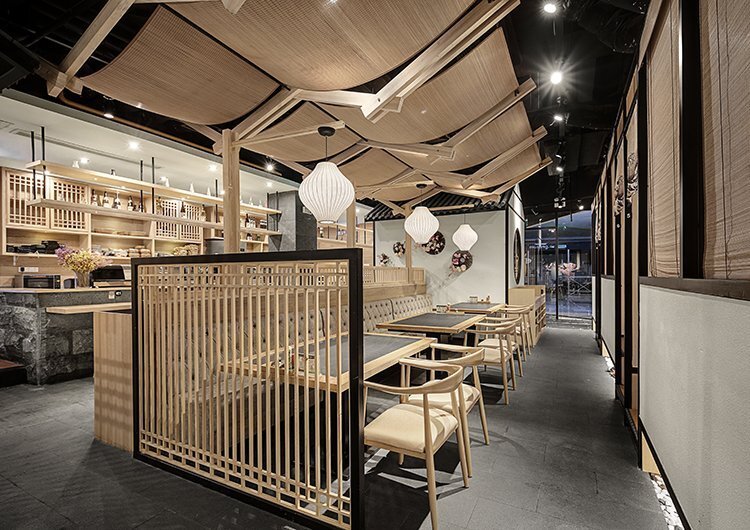 南京日料店裝修設(shè)計，南京專業(yè)的裝修設(shè)計公司，南京日料店裝修案例，南京日料店裝修哪家好