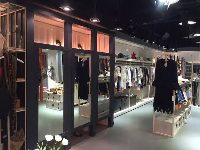 京服裝店鋪裝修設(shè)計(jì)效果圖（南京服裝店鋪裝修設(shè)計(jì)常見問題）